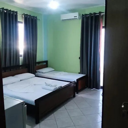 게스트하우스 Festim Durrës